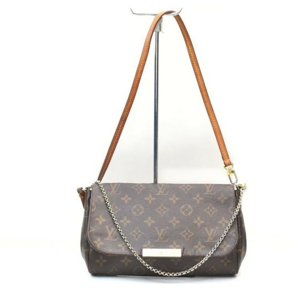 Louis Vuitton Monogram Favorite MM Crossbody Flap